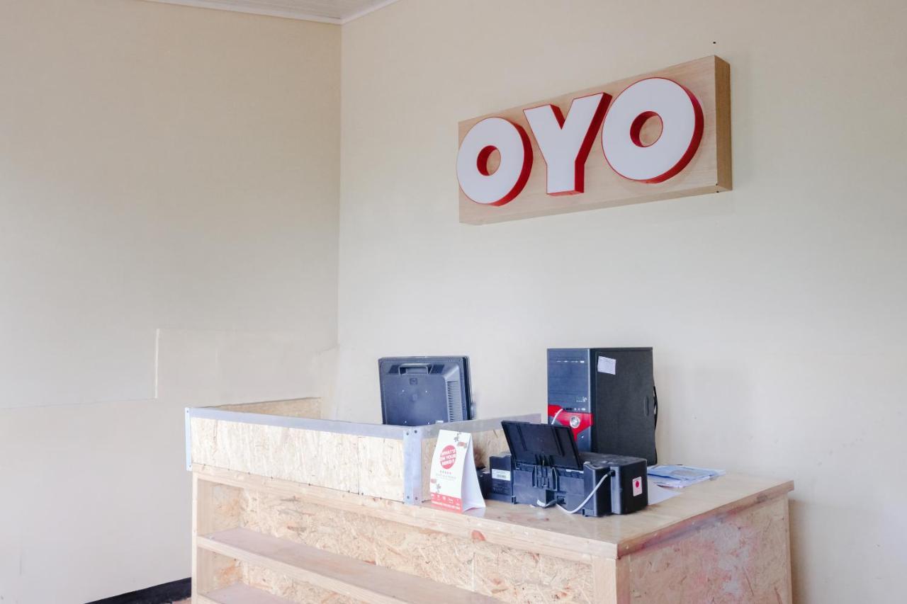 Oyo 1175 Oemah Djowo Resort Magetan Ngoại thất bức ảnh
